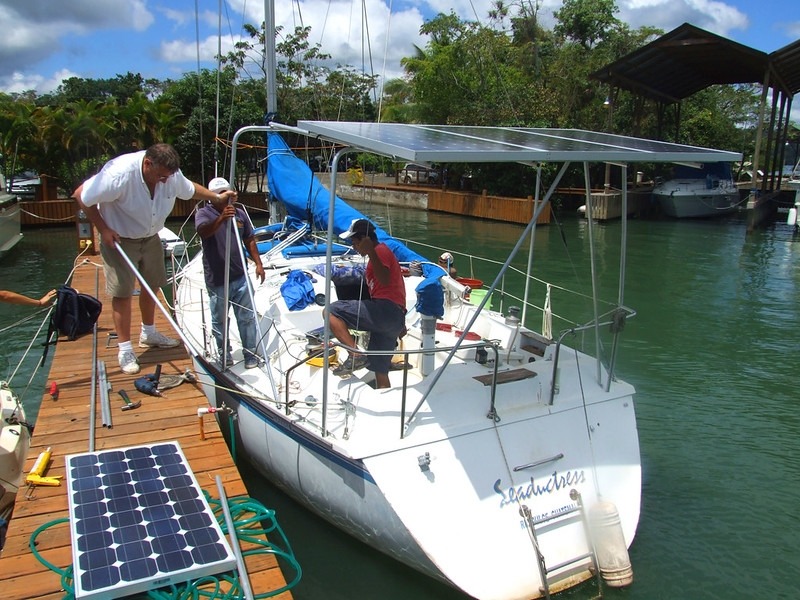 équiper son voilier de panneaux solairespour une traversée